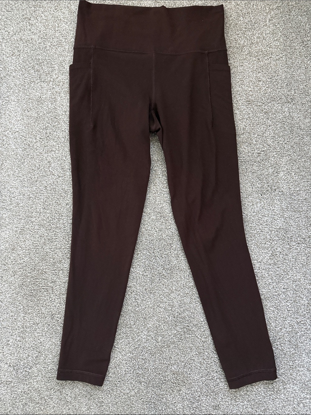 Athleta Brown Salutation Stash 7/8 Tights. Size small.